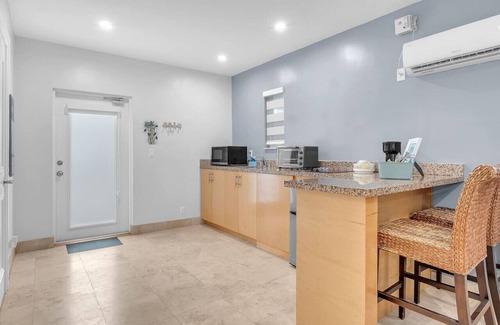 Lauderdale-by-the-Sea Apartment | 1 - Coastal Living at Hotel Seacrest
