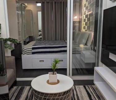 Pasig Apartment | 1 Cozy Bedroom in Lumiere Residences