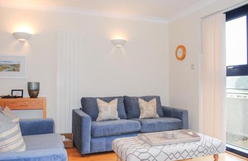 Kingsbridge House | 1 Crabshell Quay