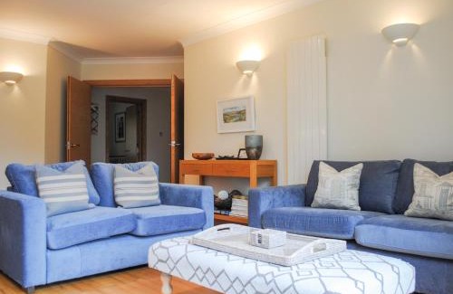 Kingsbridge House | 1 Crabshell Quay