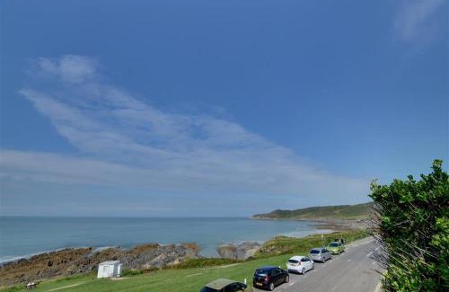 Mortehoe Apartment | 1 Devon Beach Court
