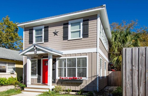 St. Augustine House | 1 Fletcher Ln