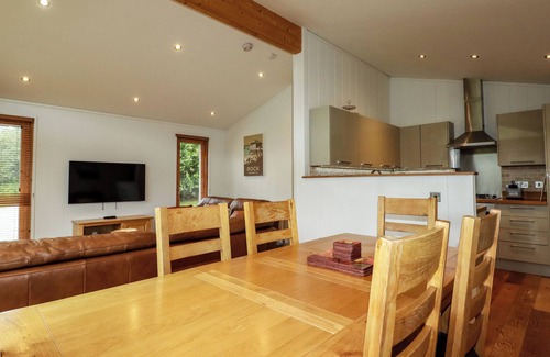 Looe Cottage | 1 Hedgerows