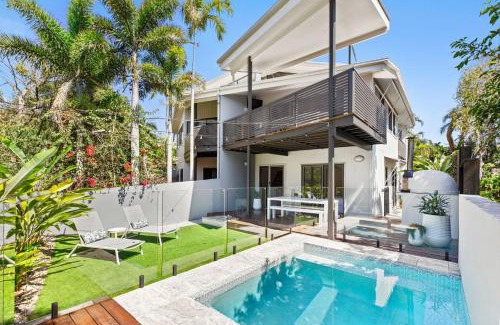 Sunshine Beach House | 1 Horizon Terraces Beautifully Styled Duplex Perfect Beach Vibes