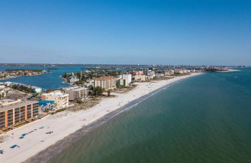 Madeira Beach House | 1 - Island Paradise Cottages - Sweet Jasmine