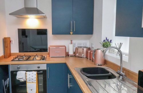 Guisborough Cottage | 1 JOHNSON'S YARD, pet friendly in Guisborough