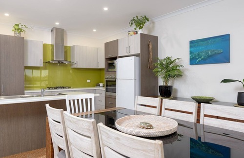 Exmouth House | 1 Kestrel Place - Beautiful Pet-Friendly Marina Home with a Private Jetty