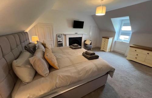 Nairn House | 1 Links Place