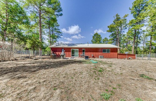 Alto House | 1 Mi to Alto Lake Mtn-View Home with Large Yard!
