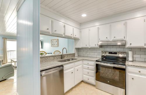 Windy Hill Apartment | 1 Mi to Barefoot Landing Condo with Pool Access!