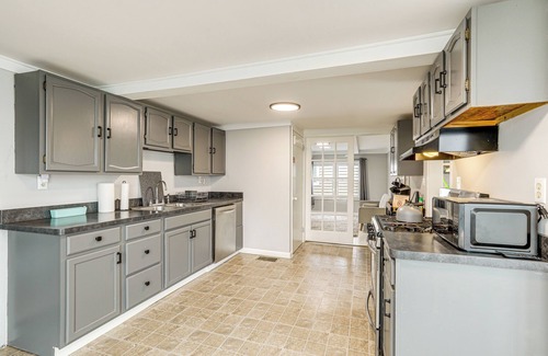 Bradley Beach House | 1 Mi to Bradley Beach: Family-Friendly Home!