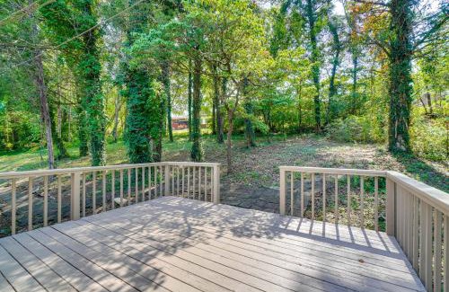 Clinton House | 1 Mi to Dtwn Quiet Retreat with Yard in Clinton
