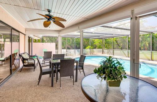 Biggar House | 1 Mi to Golf! Family Getaway with Pool in Fort Myers