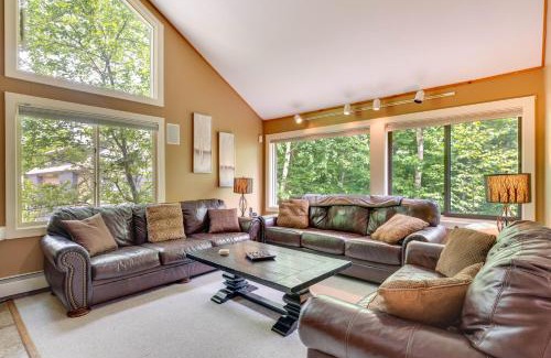Lincoln House | 1 Mi to Loon Mountain Lincoln Haven with Balcony