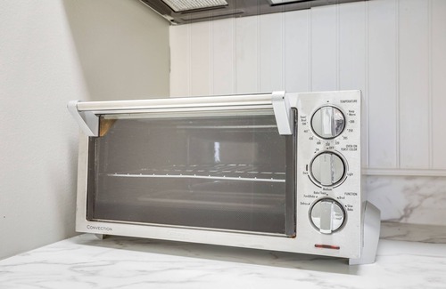 Crescent Beach Apartment | 1 Mi to North Myrtle Beach: Studio w/Pool Access