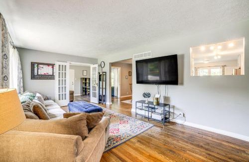South Bend House | 1 Mi to Notre Dame Stadium Quiet Home with Fire Pit