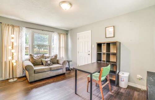 South Bend House | 1 Mi to Notre Dame Stadium Quiet Home with Fire Pit