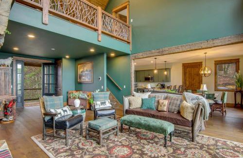 Glenville House | 1 Mi to Panthertown Valley Mountain Lodge with Deck