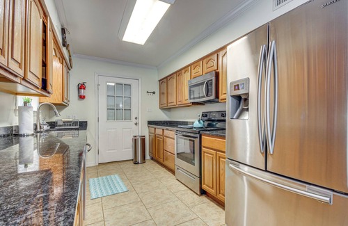 Waveland House | < 1 Mi to Waveland Beach: Spacious Family Home