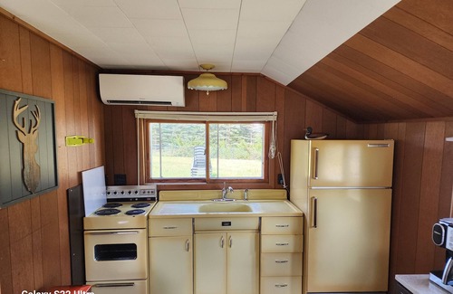 Vanderbilt Cabin | < 1 mile from Thumb Lake, Thumb Lake Cabin 2 on 80-acre retreat.