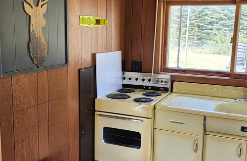 Vanderbilt Cabin | < 1 mile from Thumb Lake, Thumb Lake Cabin 2 on 80-acre retreat.