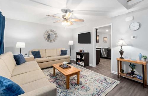 Clarksville House | 1-Mile to Downtown Clarksville 2 Comfy Homes