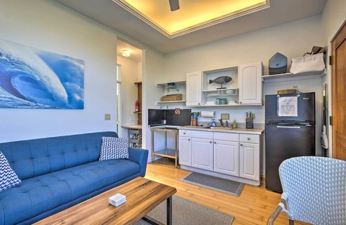 Kahaluu Bay Cottage | 1 Mile to Magic Sands Beach: Kailua-Kona Cottage