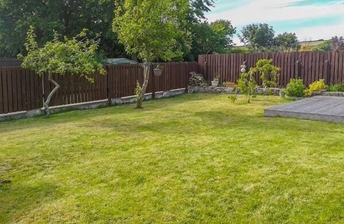 Angle Cottage | 1 Mirehouse Place