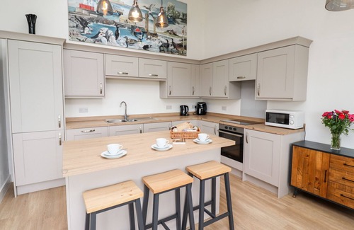 Dunstan Cottage | 1 ORCHARD COTTAGES, family friendly, with a garden in Craster