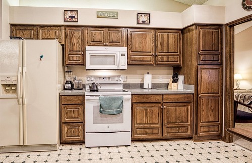 Hot Springs Village House | 1 Redondo Way - HDTV, WIFI. Large, spacious one level home in Diamante