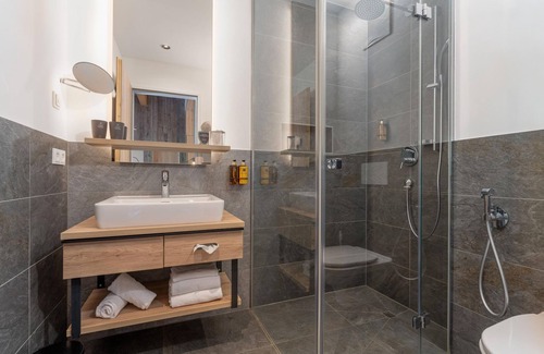 Rain Apartment | 1-schlafzimmer Penthouse NRF BF - Hotel Stockinggut by Avenida Leogang