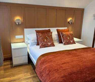 Fort William Apartment | 1 Sheraton Apartments