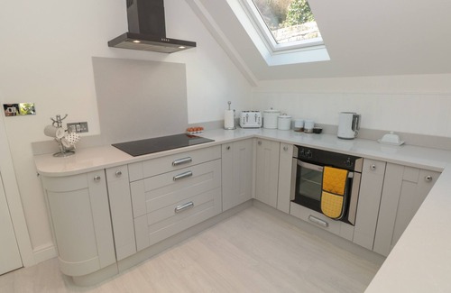 Dartmouth Cottage | 1 The Old Coach House