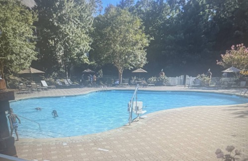 Lackey Cottage | 1 to 3 Bedrooms, 1 to 3-1/2 Baths, Cottage, Independent Home, Sleeps 4-12 people