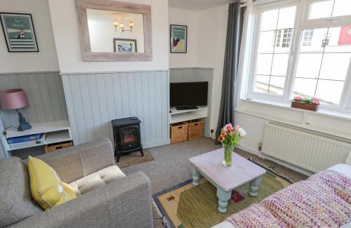 Ventnor House | 1 Tulse Hill Cottages
