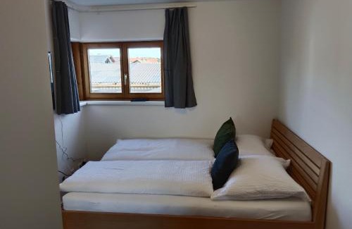 Pinsdorf Apartment | 1 Zimmer Appartement nahe Gmunden Top2