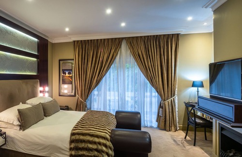 Houghton Estate Hotel | 10 2nd Avenue Houghton Estate