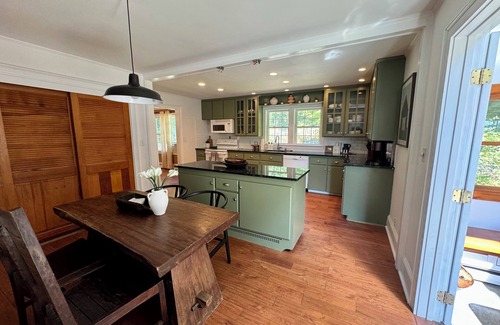 East Chatham House | 10 Acre Country Estate with Pool, Hot Tub & Views!