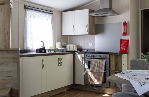 Cowes Cabin | 10 Beachlands.