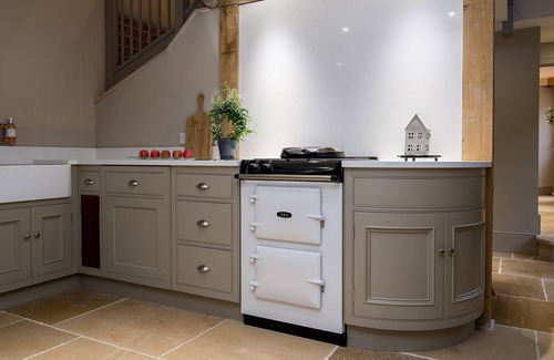 East Rudham Cottage | 10 bedroom accommodation in East Rudham, near Fakenham