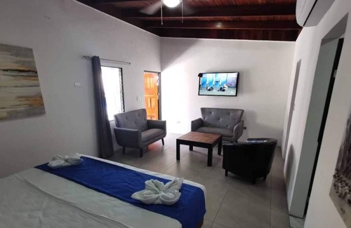 Jaco Cabin | 10 Bedroom Blue Marlin 2 - PRIVATE VIP Bachelor Party Paradise