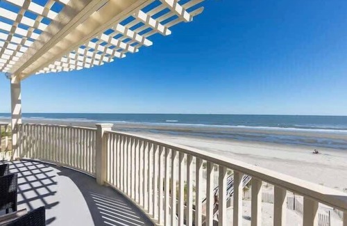 Isle of Palms House | 10 Bedroom Oceanfront Estate|Beachfront Pool