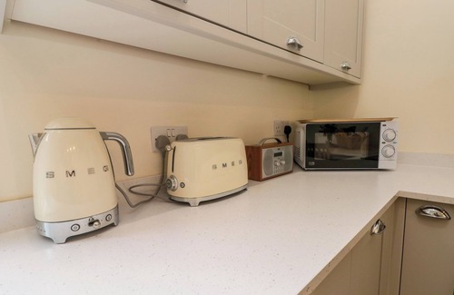 Guisborough Cottage | 10 CHALONER, family friendly, country holiday cottage in Guisborough