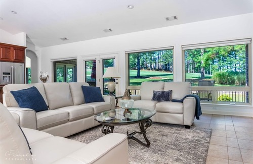 Hot Springs Village House | 10 Cruzado Lane - HDTV, WIFI. A beautiful home on the 9th fairway of Diamante