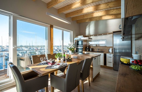 Kroeslin House | 10. floating houses (105 m²) Triton with sauna - Floating House Triton with fireplace