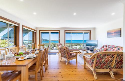 Fingal Bay House | 10 Garuwa Street - Fabulous Fingal Bay water views