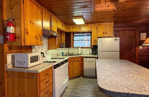 North Wawona Cabin | (10) Little Cabin In The Woods