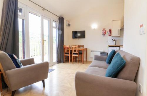 Combe Martin House | 10 Manleigh Park