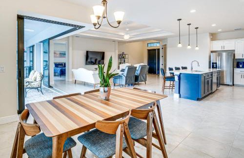 South Gulf Cove House | 10 Mi to Beaches Modern Retreat in Port Charlotte