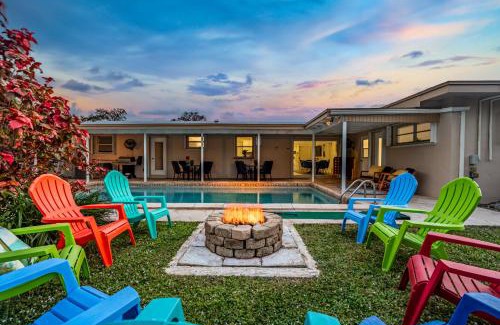 Pembroke Pines House | 10 Min To Hard Rock Stadium Pool, Game Room, Bbq